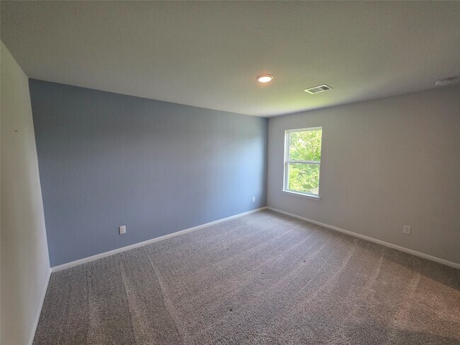 Building Photo - 110 Elm