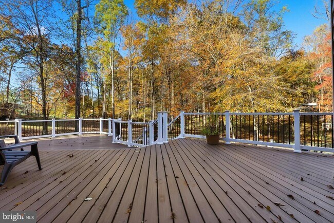 Building Photo - 18136 Hayloft Dr