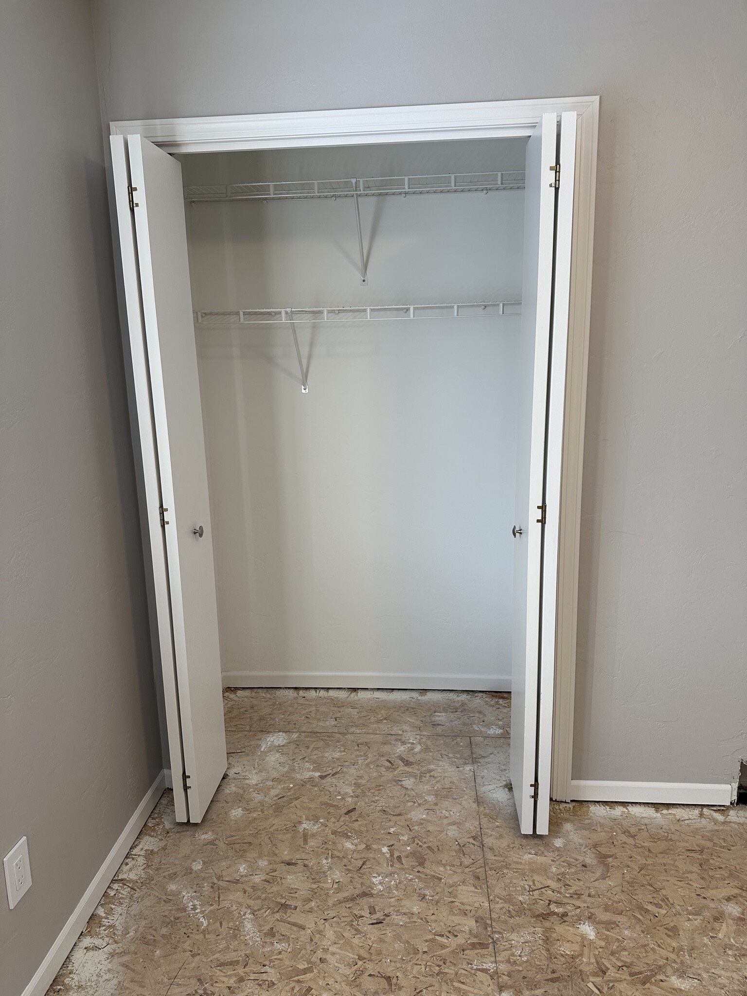 closet - W6155 Aerotech Dr