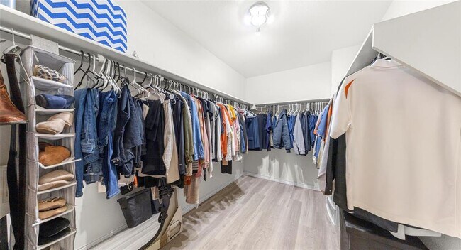 Building Photo - 8613 Wiley Way