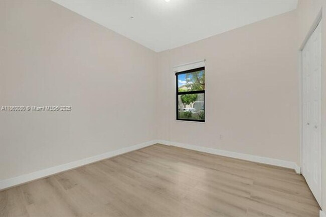 Building Photo - 8175 NW 104th Ave