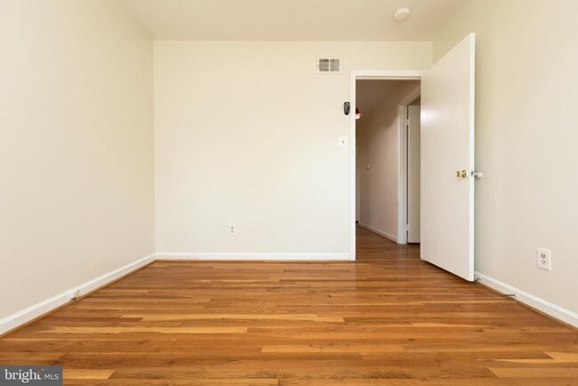 Building Photo - 11506 Karen Dr