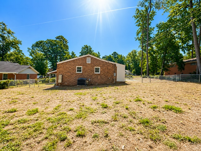 Building Photo - 92 Churchill Cir