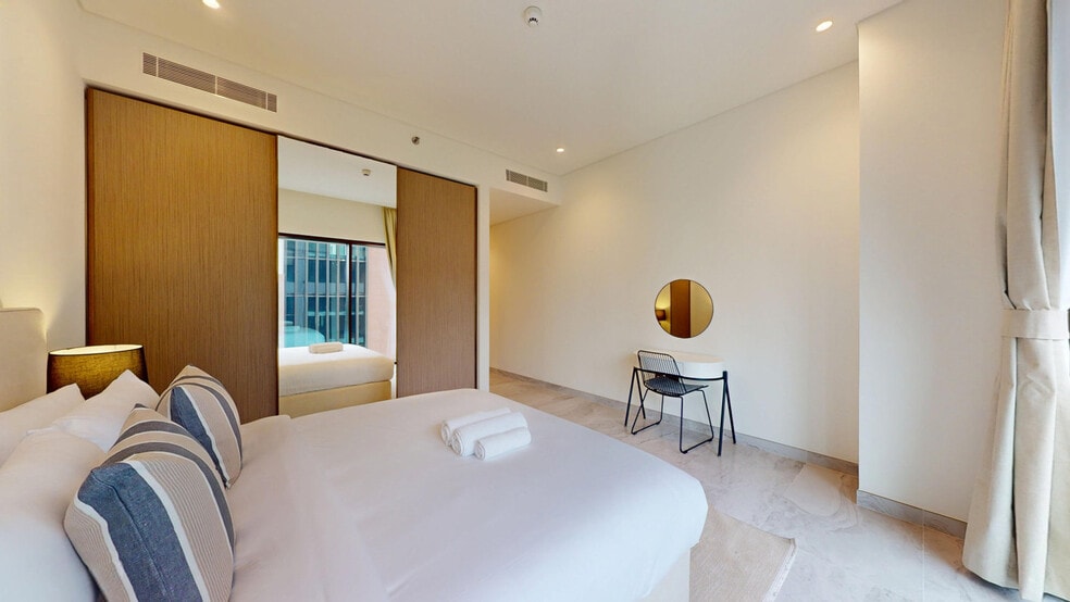 Building Photo - 576 Business Park Dr