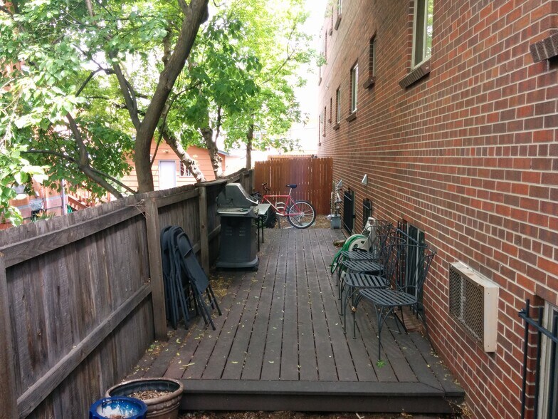 Building Photo - 1330 Elizabeth St