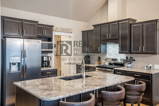 Building Photo - 3806 Edison Ave