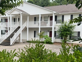 Building Photo - 1315 Moice Dr