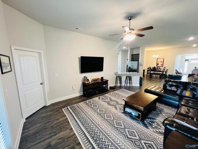 Building Photo - 208 Gwinnett Dr
