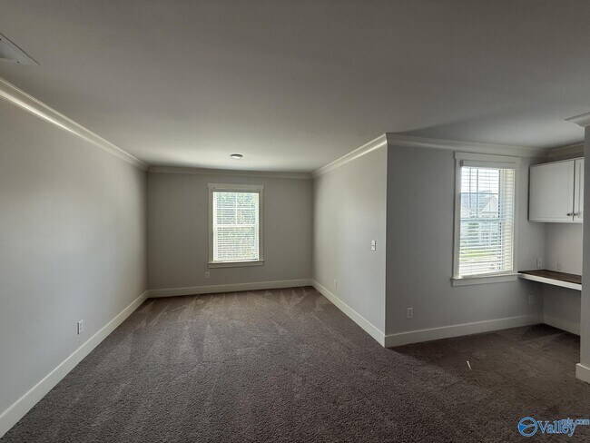 Building Photo - 22 Desert Oak Ct SW