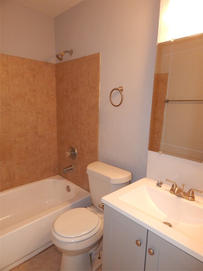 Building Photo - 20502 Burwood Cir