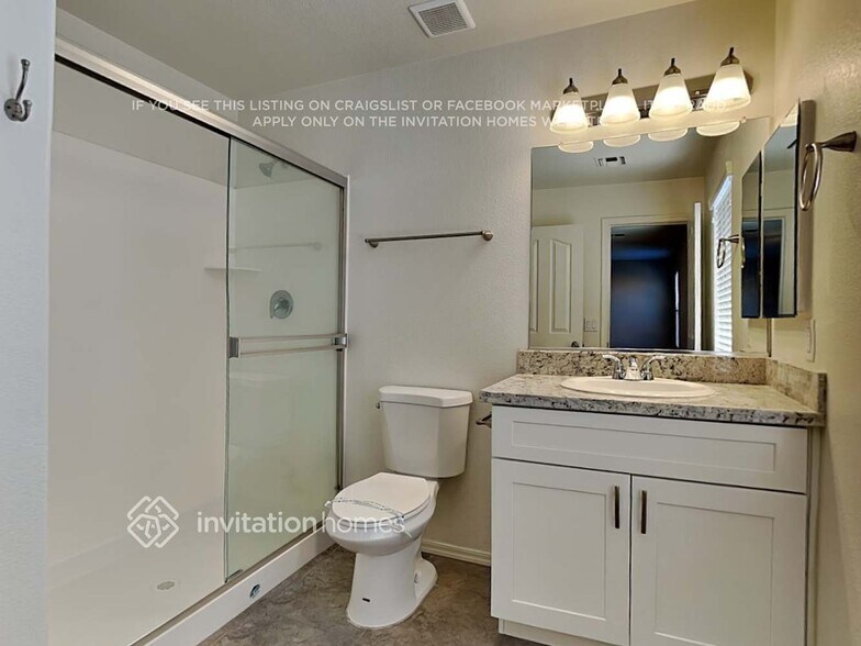 Building Photo - 2269 E Hazeltine Way