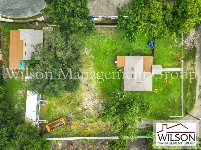 Building Photo - 552 B C Terry Rd