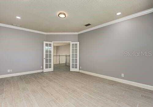 Building Photo - 1648 Bayshore Dr