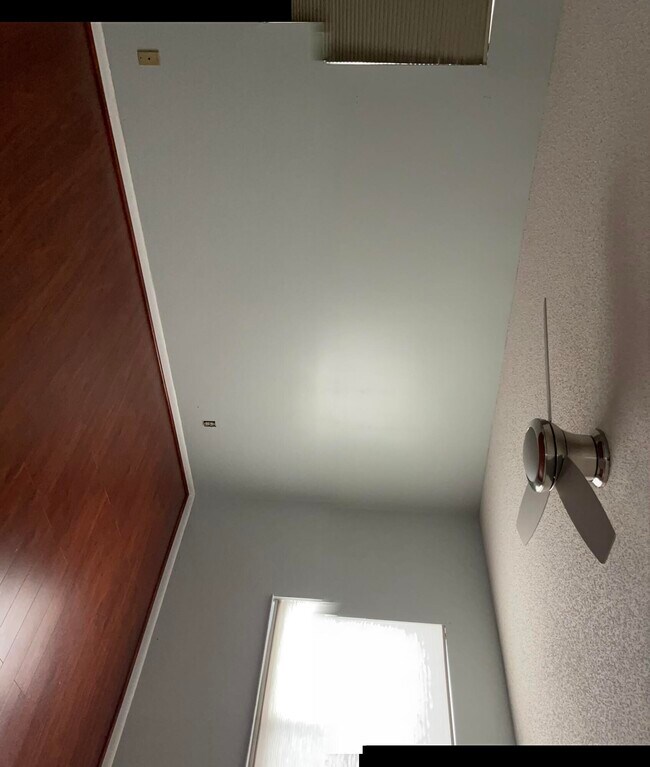 Building Photo - 5941 Strawberry Lakes Cir
