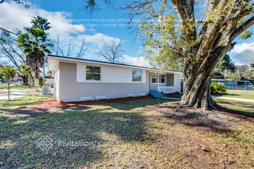 Building Photo - 4836 Andromeda Rd