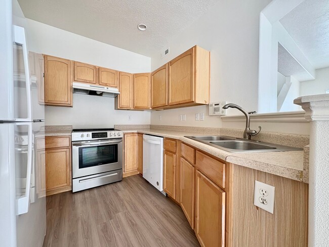 Building Photo - Spacious 3 Bed Townhome in West Valley City with Gated Yard, Garage & Pool