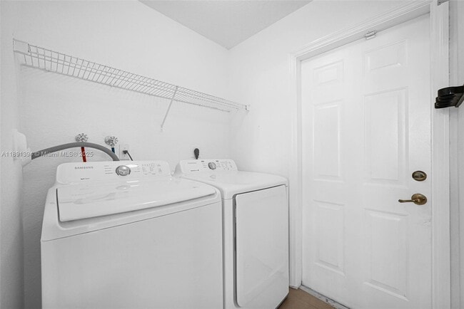 Building Photo - 12172 SW 122nd Ct