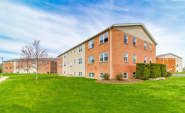 Building Photo - Stonehaven Townhomes and Apartments