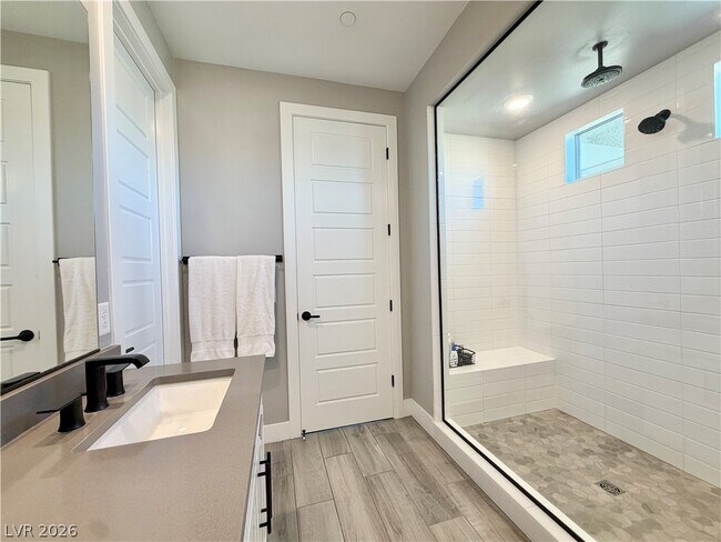 Building Photo - 12422 Foxtail Run Ave