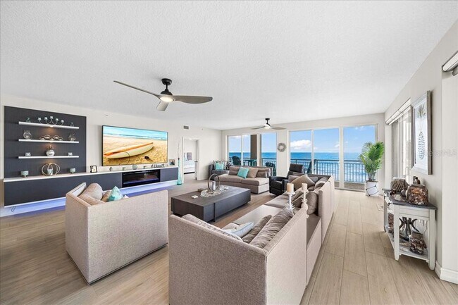 Building Photo - 1025 Jimmy Buffett Mem Hwy