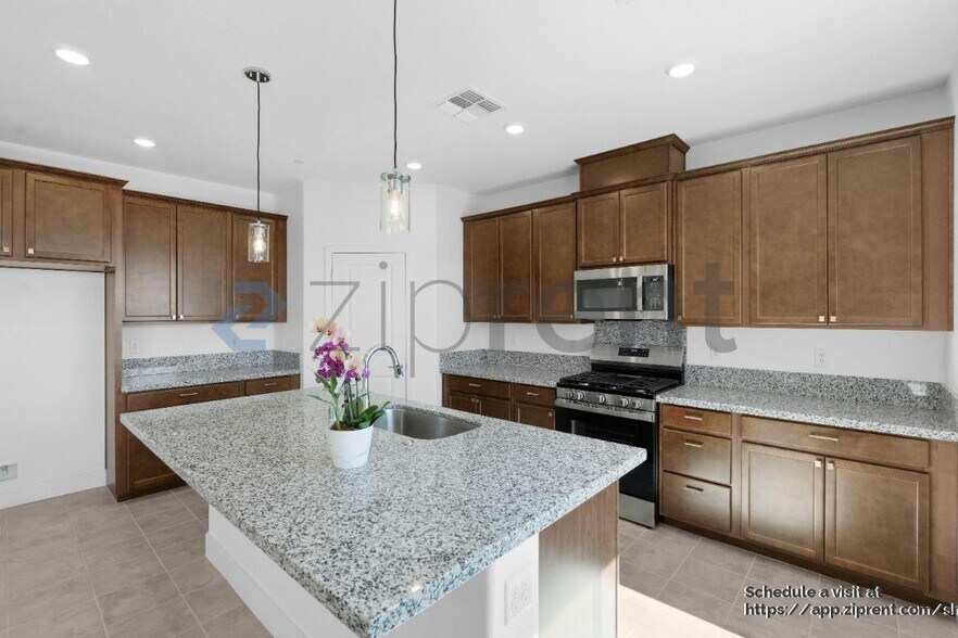 Building Photo - 8088 Monterey Pebble Wy