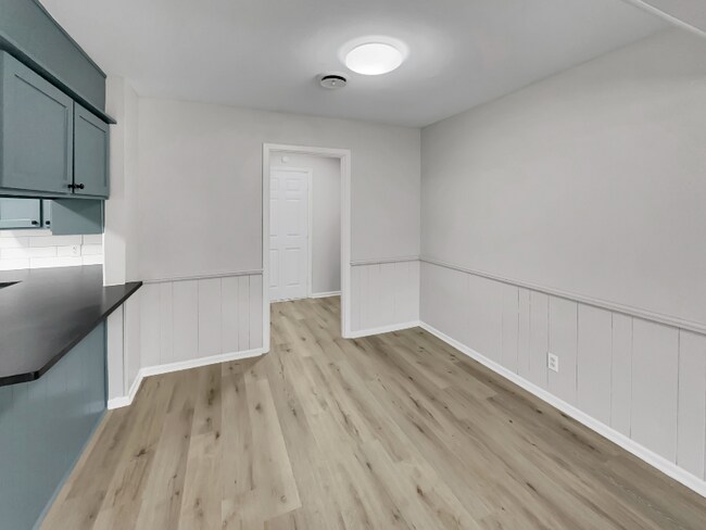 Building Photo - 5429 42nd St