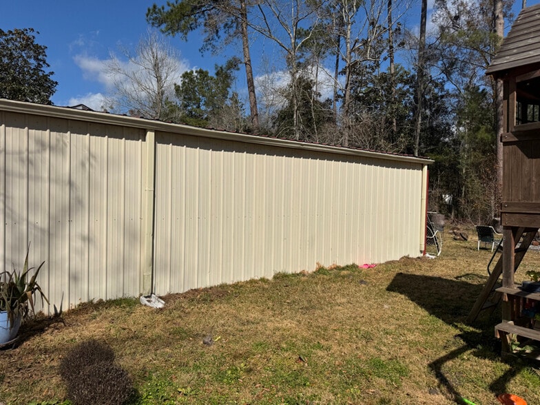 Building Photo - 58050 Churchill Rd