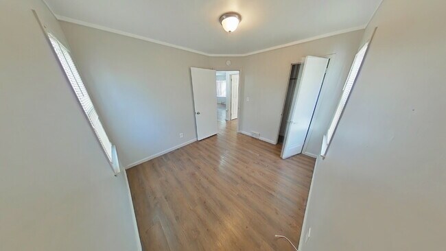 Building Photo - 8059 Prospect Ave