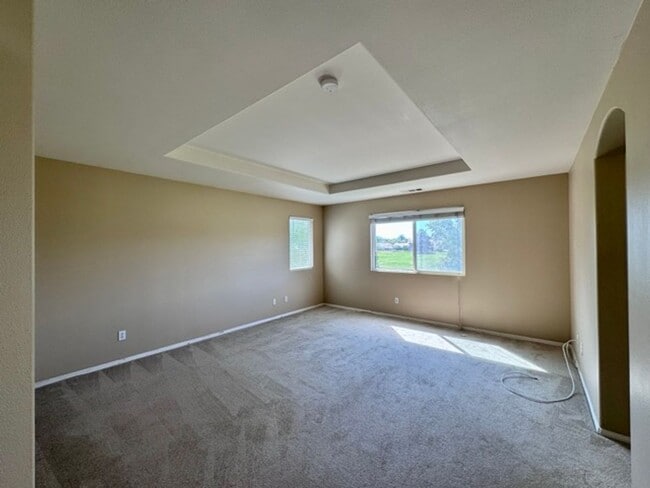 Building Photo - 4 Bedroom Menifee home on Menifee Lakes Go...