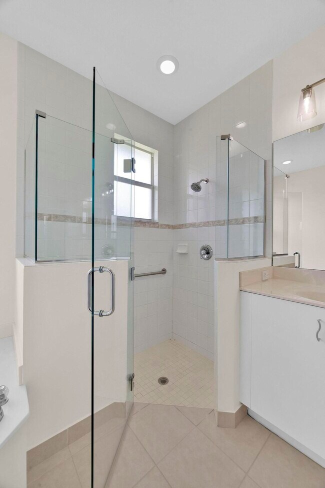 Building Photo - 11323 SW Mountain Ash Cir
