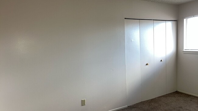 Building Photo - ONLY $1,395 PER MONTH FOR THIS SPACIOUS 3 BEDROOM, 1.5 BATHROOM UNIT LOCATED IN FALLON