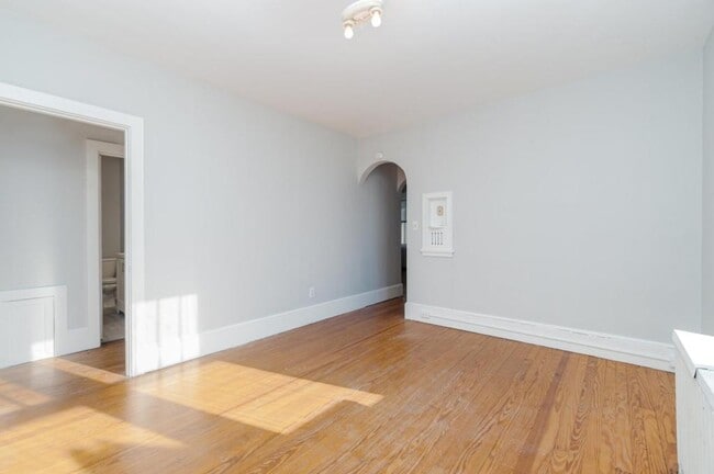 Building Photo - 150 Riddle Rd