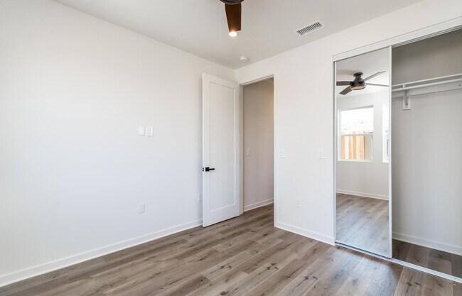 Building Photo - 6402 Kenwater Pl