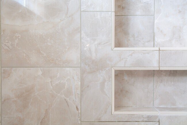 Building Photo - 6883 Birmingham Dr