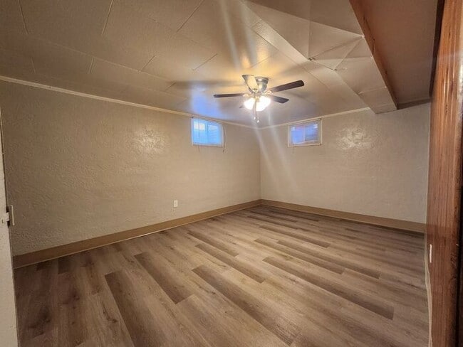 Building Photo - Stylish 2BR w/ LVP Flooring & Fenced Yard on Filmore Street! | Includes Utilities | Move-In Speci...