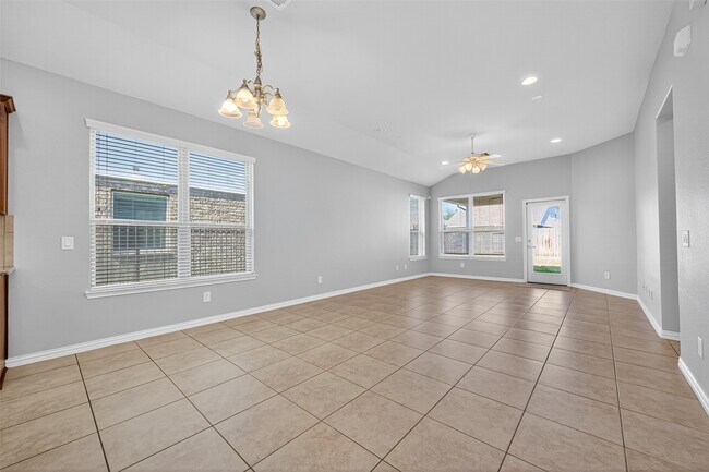 Building Photo - 26 Tidwillow Pl