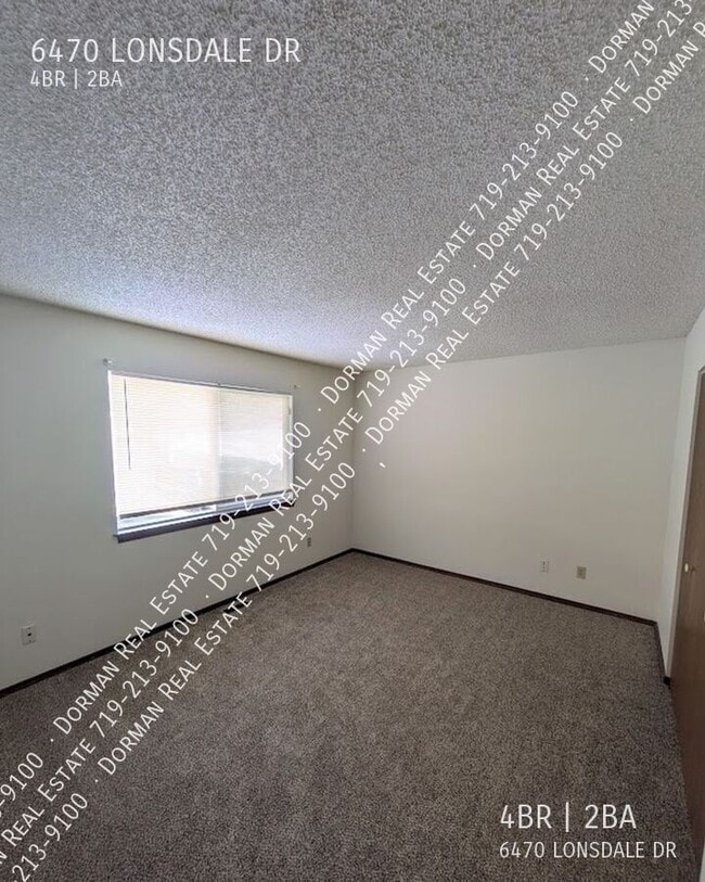 Building Photo - 6470 Lonsdale Dr