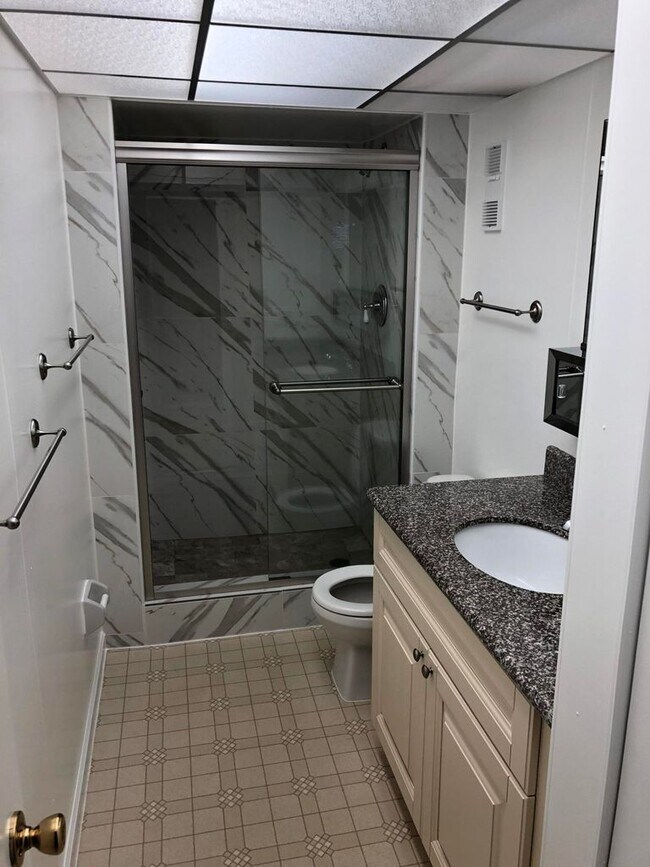 Building Photo - 460 NW 20th St