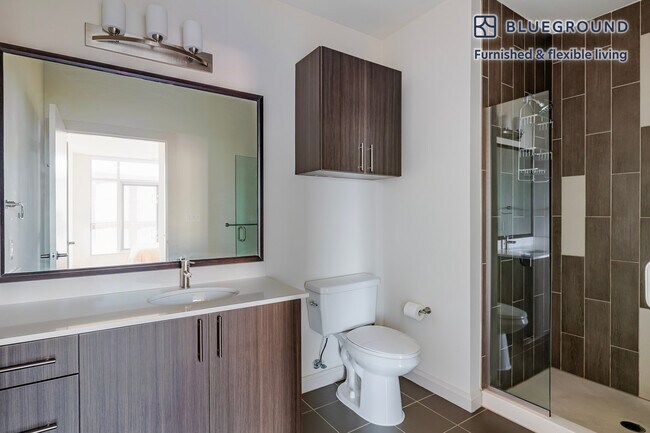 Building Photo - 36 River St