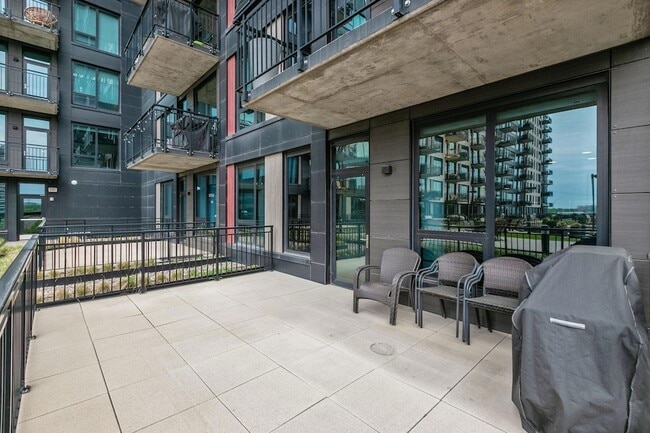 Building Photo - 1240 S 2nd St