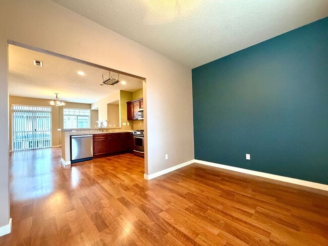 Building Photo - ~New home for the holidays? Move in now, and get December RENT FREE!~