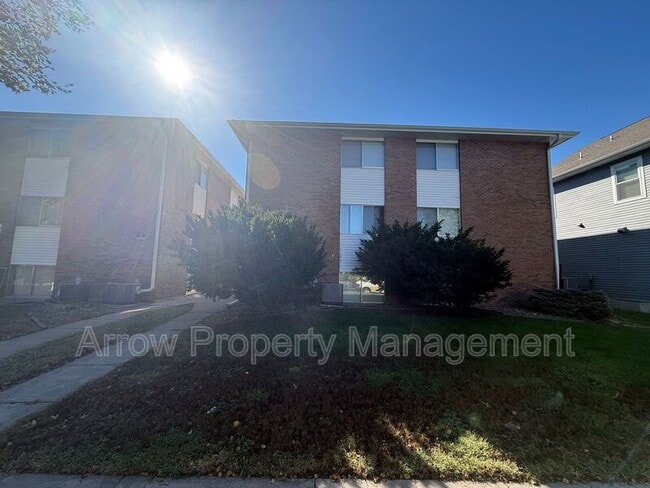 Building Photo - 1111 E St