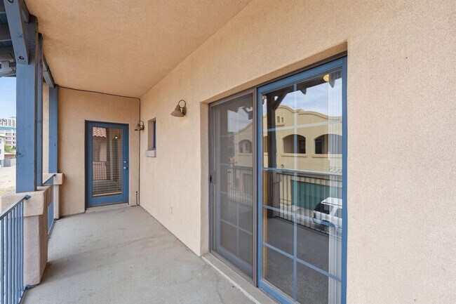 Building Photo - 630 Harvill Dr