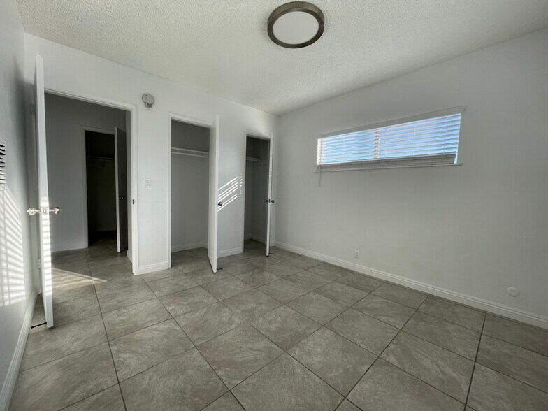 Bedroom unit 4 - 571 W 12th St