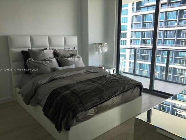 Building Photo - 1300 S Miami Ave