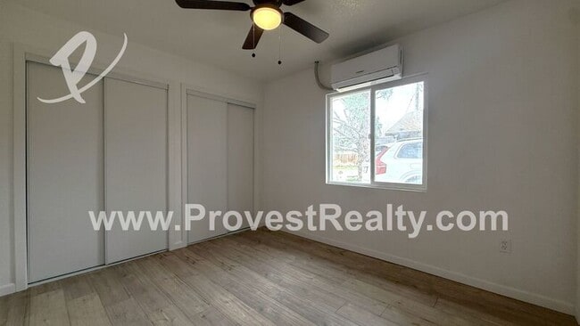 Building Photo - 20460 Rimrock Rd E