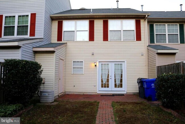 Building Photo - 5506 Irish Lord Pl