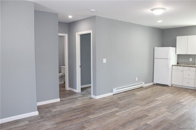 Building Photo - 3144 US-9W