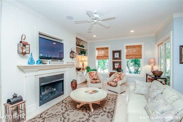 Building Photo - 25 Corrine Ln