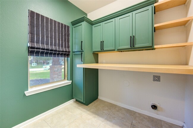 Building Photo - 13227 Clover Creek Point Ln